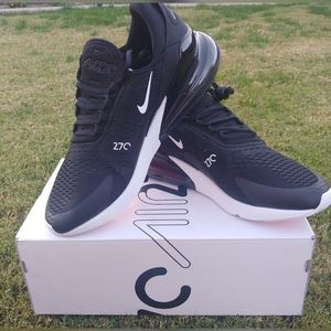 Nike Air Max 270